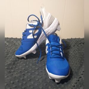 NWOB New Balance Fresh Foam Velo V3 (SPVELOB3) Molded Softball Cleats - Size 7.5